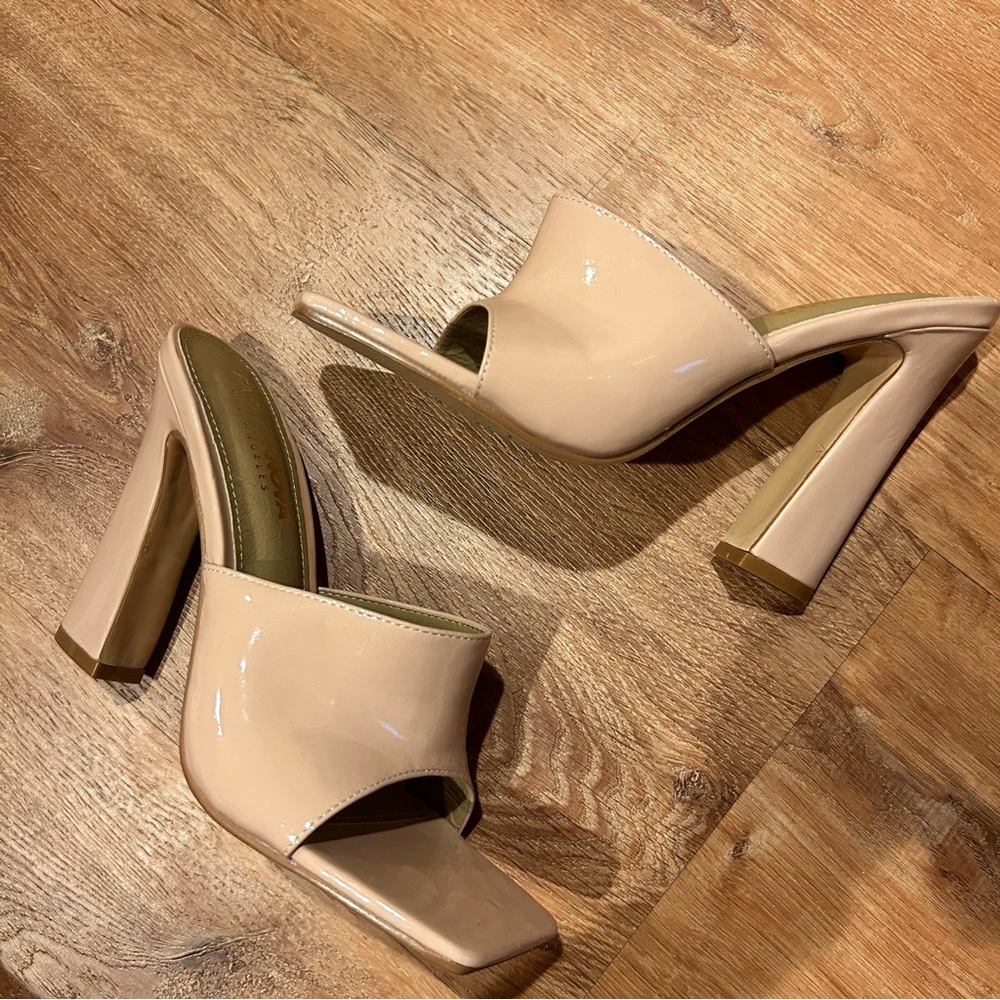 Fashion Nova Pink Heel Slides